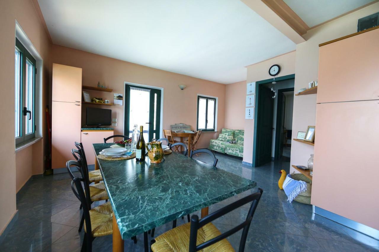 La Casa Sul Lago D'Iseo Sulzano Eksteriør bilde