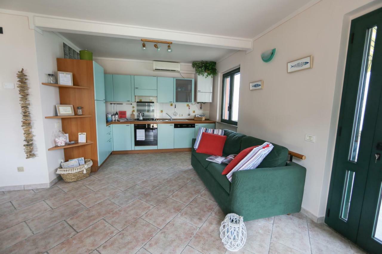 La Casa Sul Lago D'Iseo Sulzano Eksteriør bilde